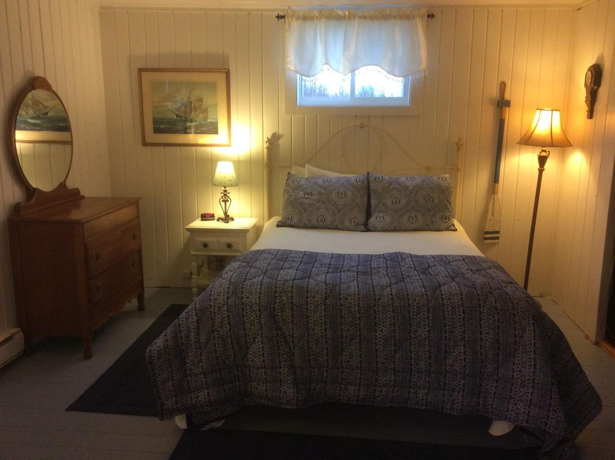 The Eastland Motel Lubec Exterior photo